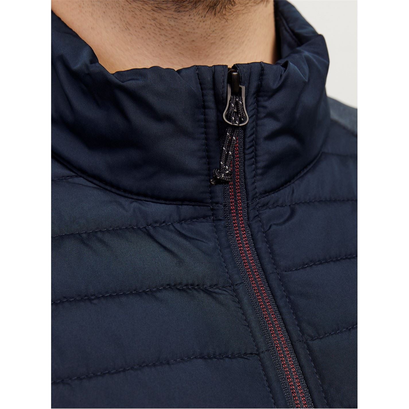 Jack and Jones Solid Patterned Puffer Jacket with Zipped Pocket and Ribbed Cuff