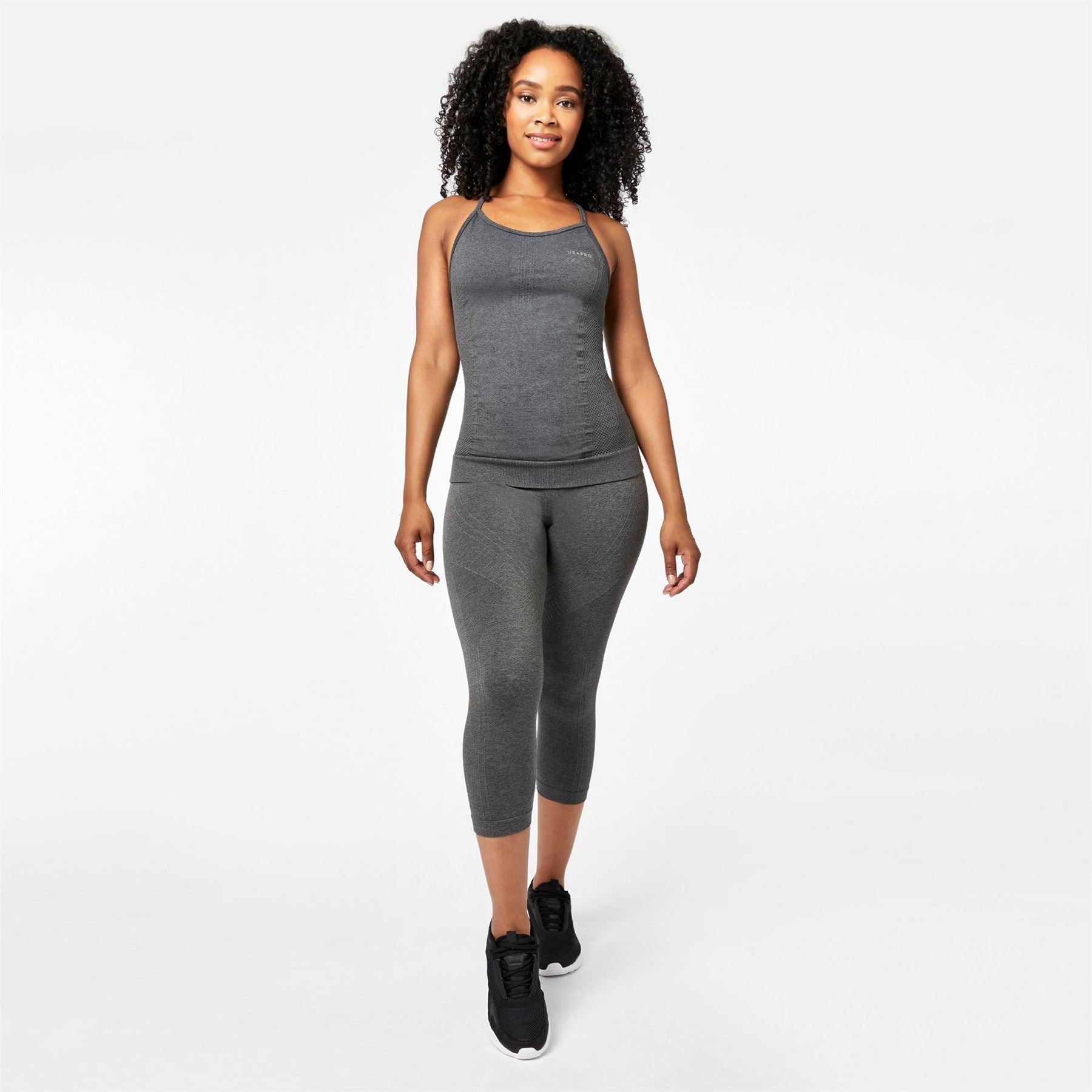 USA Pro Seamless Vest