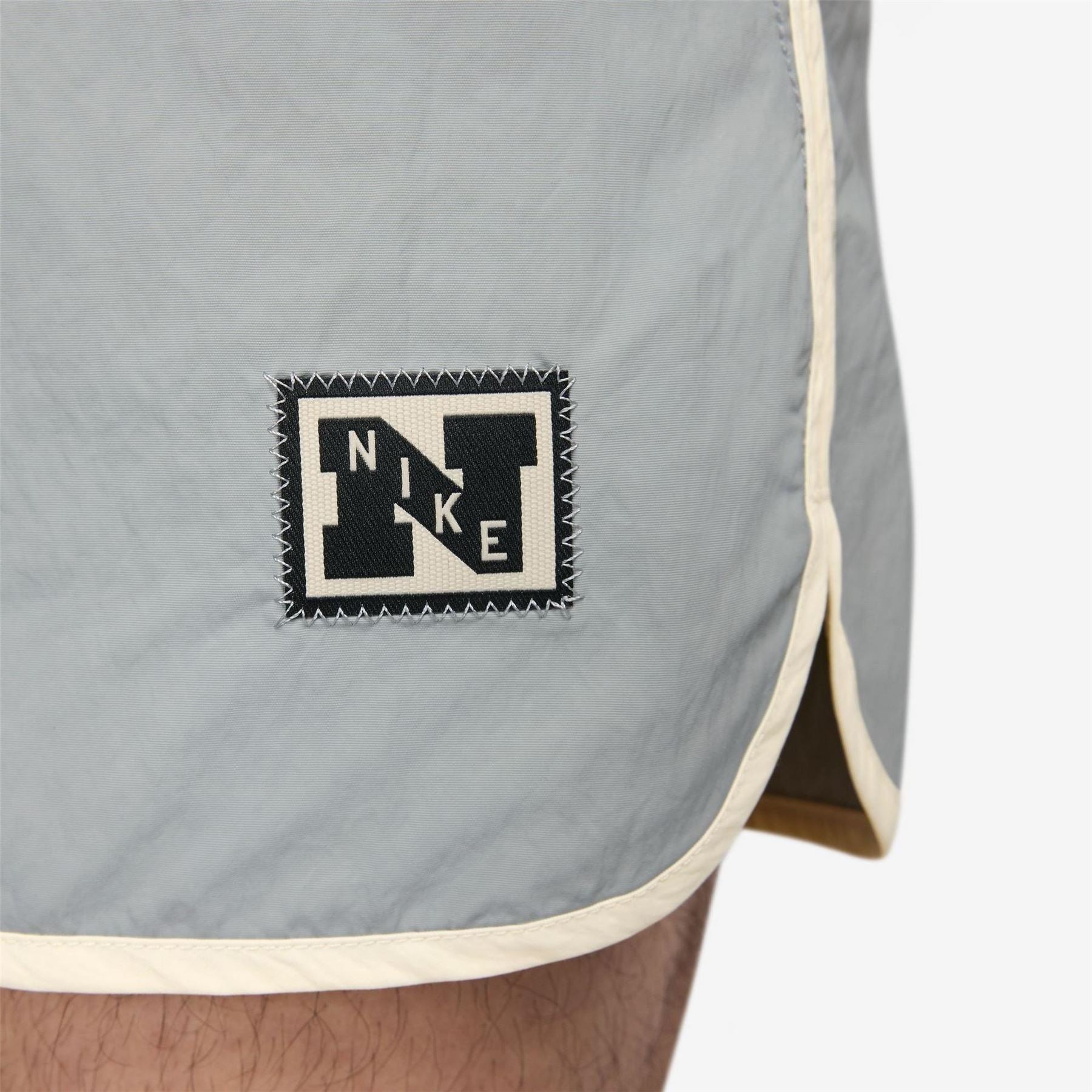 Nike Heritage Running Shorts