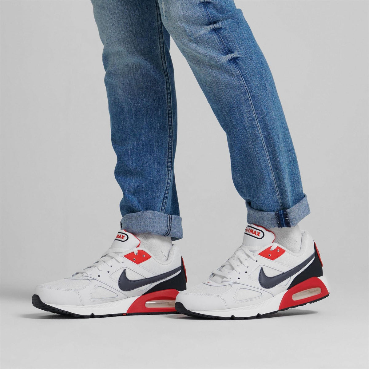 Nike Air Max Ivo Trainers