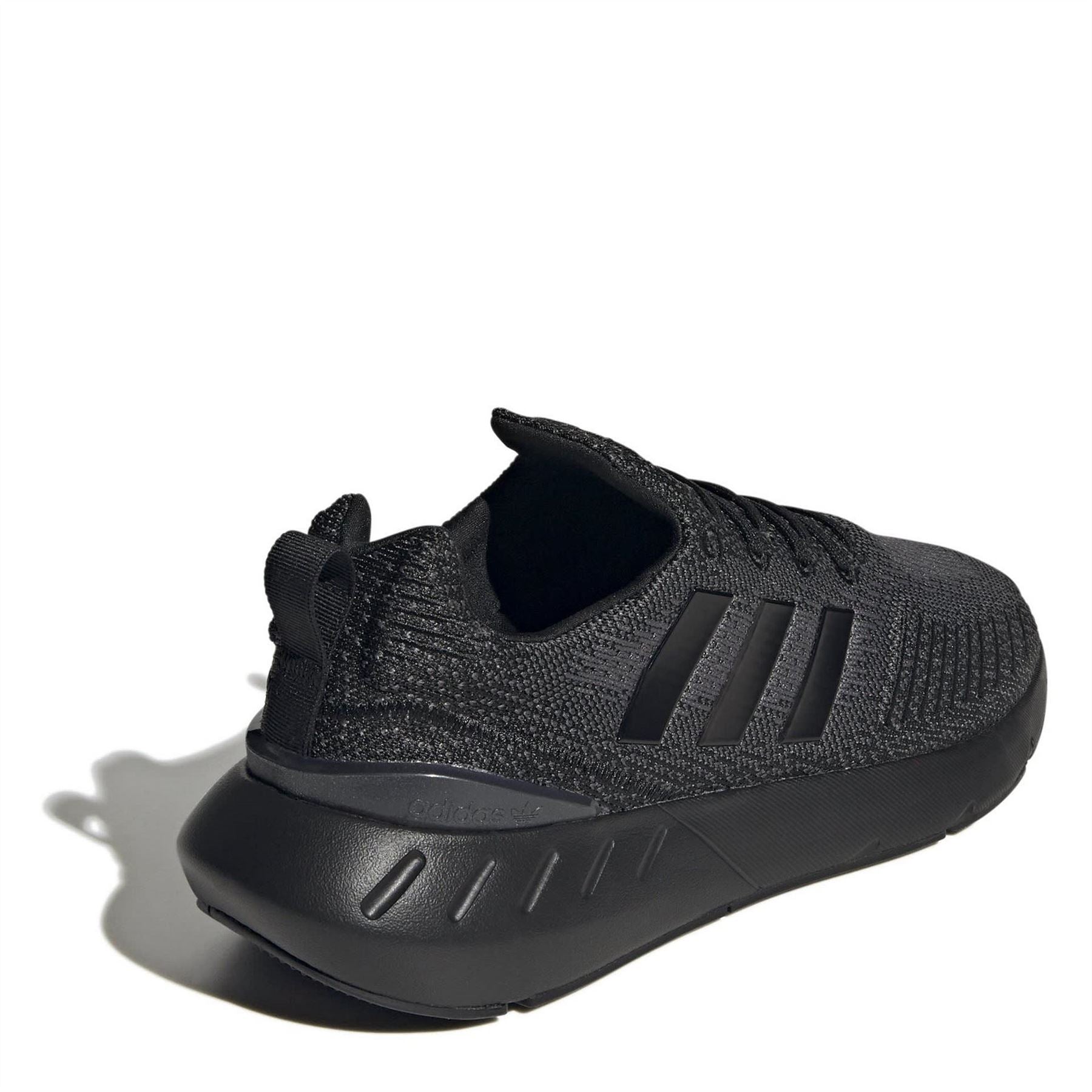 adidas Mens Run 22 Shoes