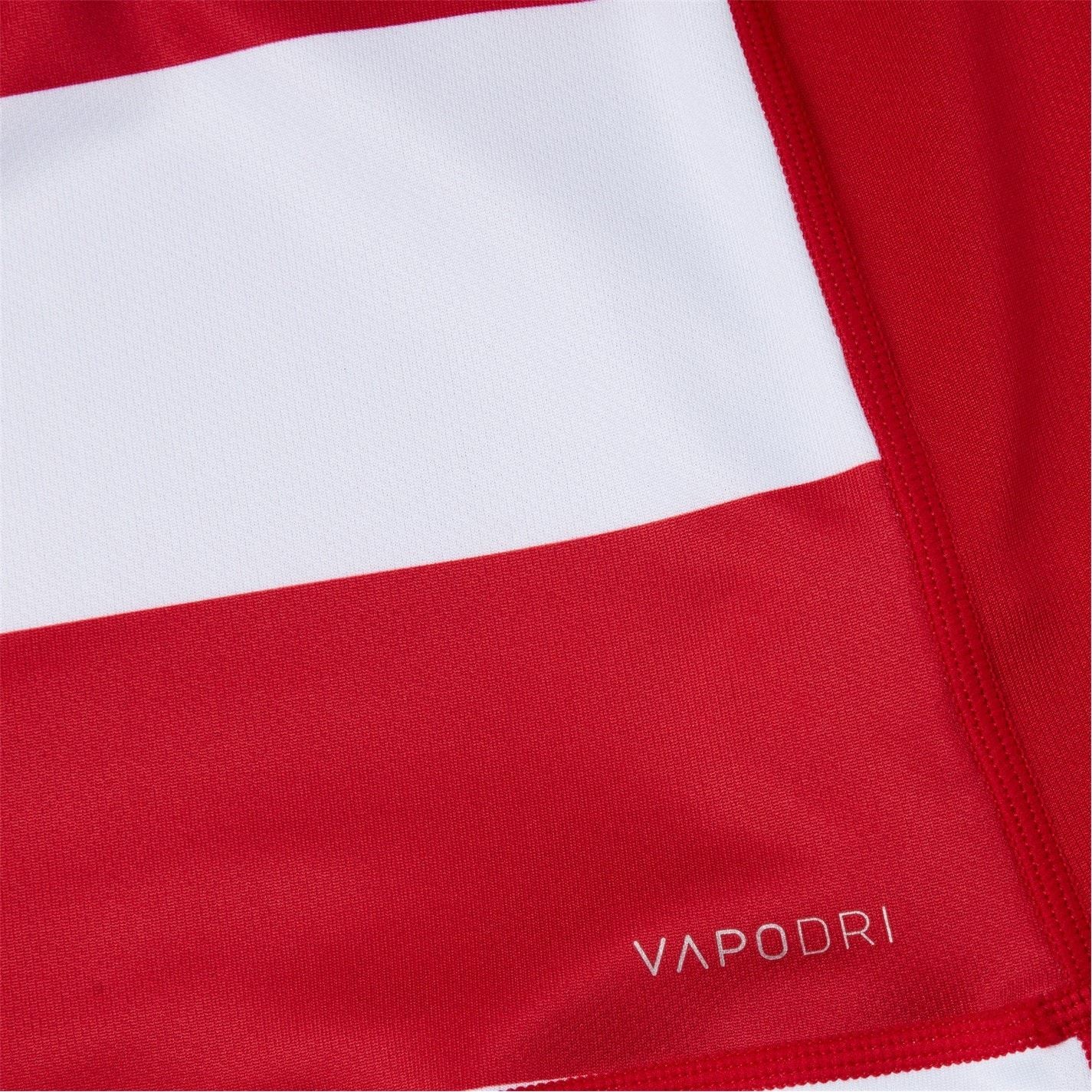 Canterbury Vapodr V-Neck Regular Fit T-Shirt