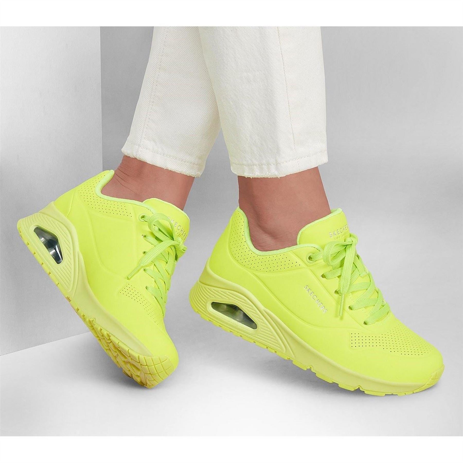 Skechers Durabuck Lace Up Classic Low Top Trainers