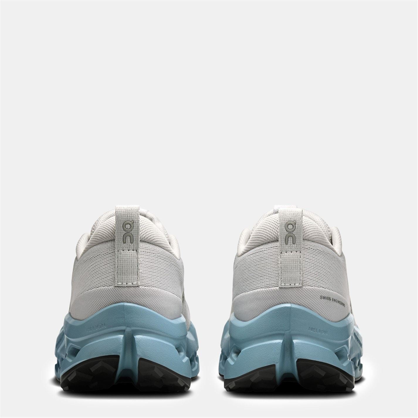 On Cloudsurfer Low Top Flat Heel Sneakers