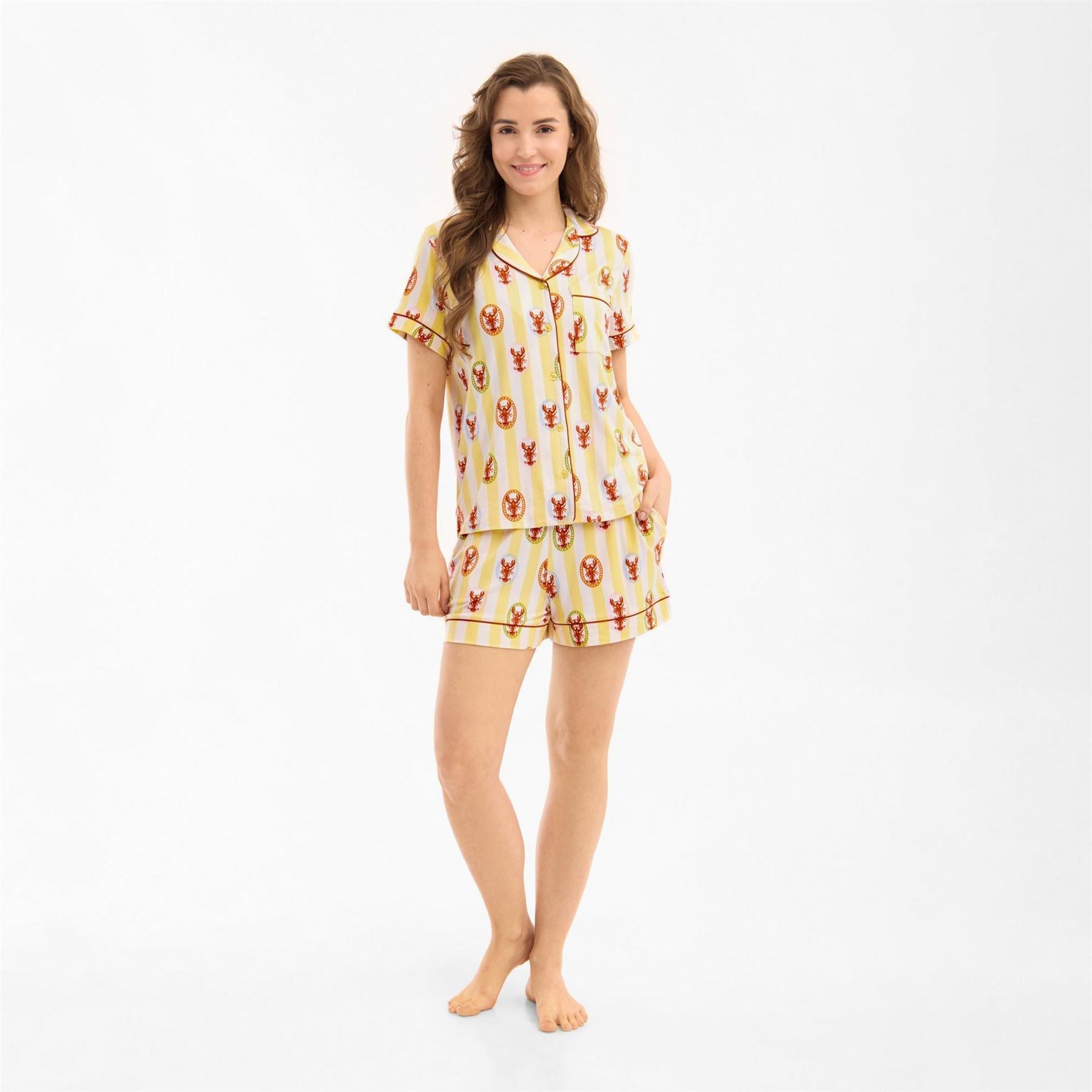 Chelsea Peers Shorts And Short Sleeve Top Pyjama Set