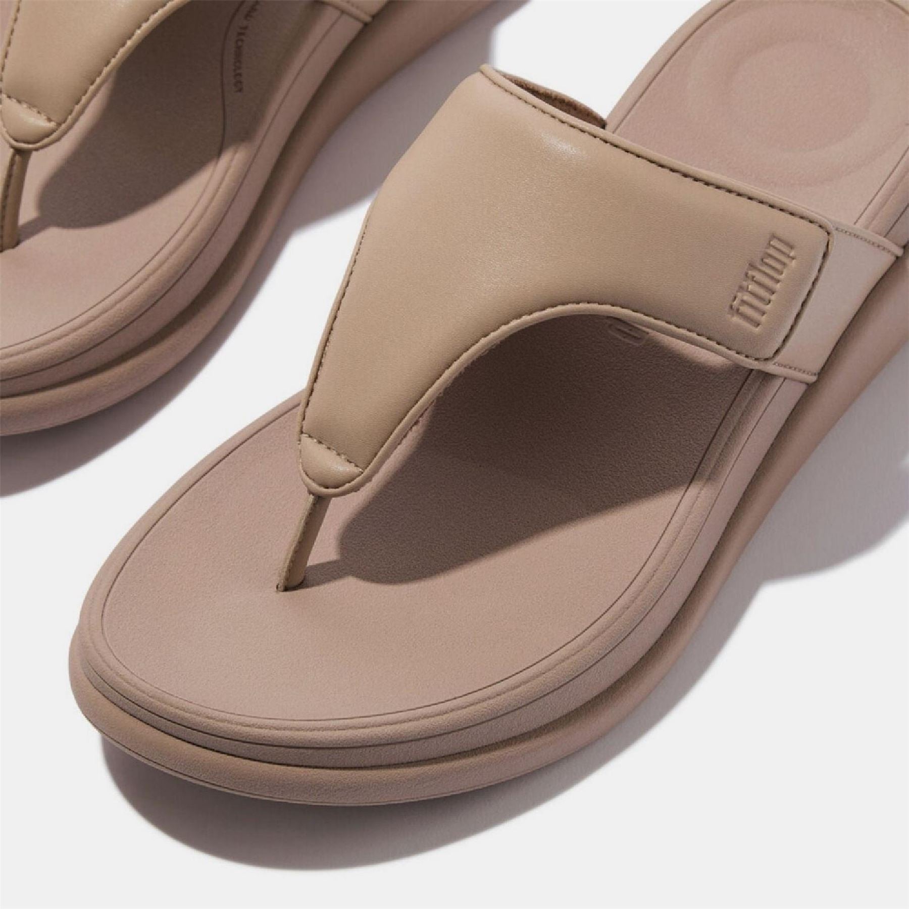 FitFlop Mode Go Adjustable Flatform Toe Post Sandals