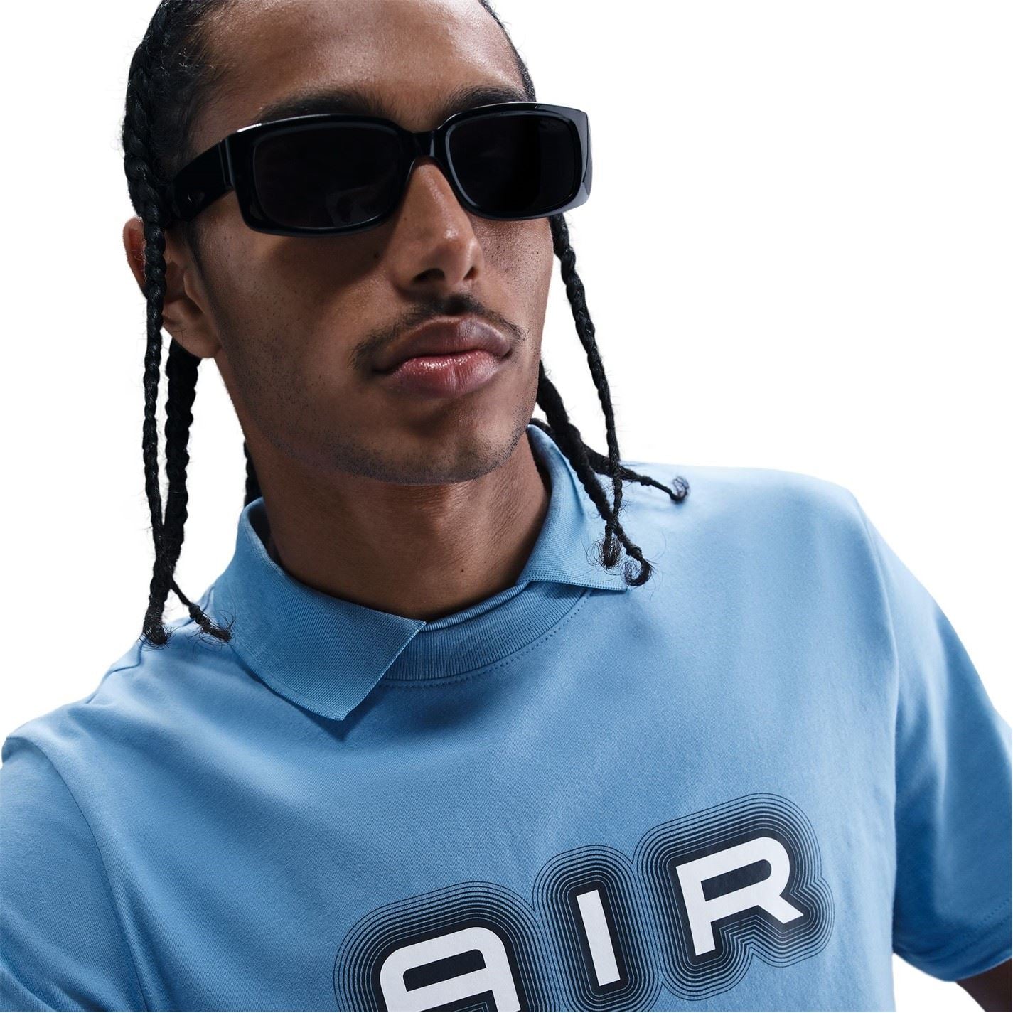 Nike Regular Fit Arch Lettering Crew Neck T-Shirt