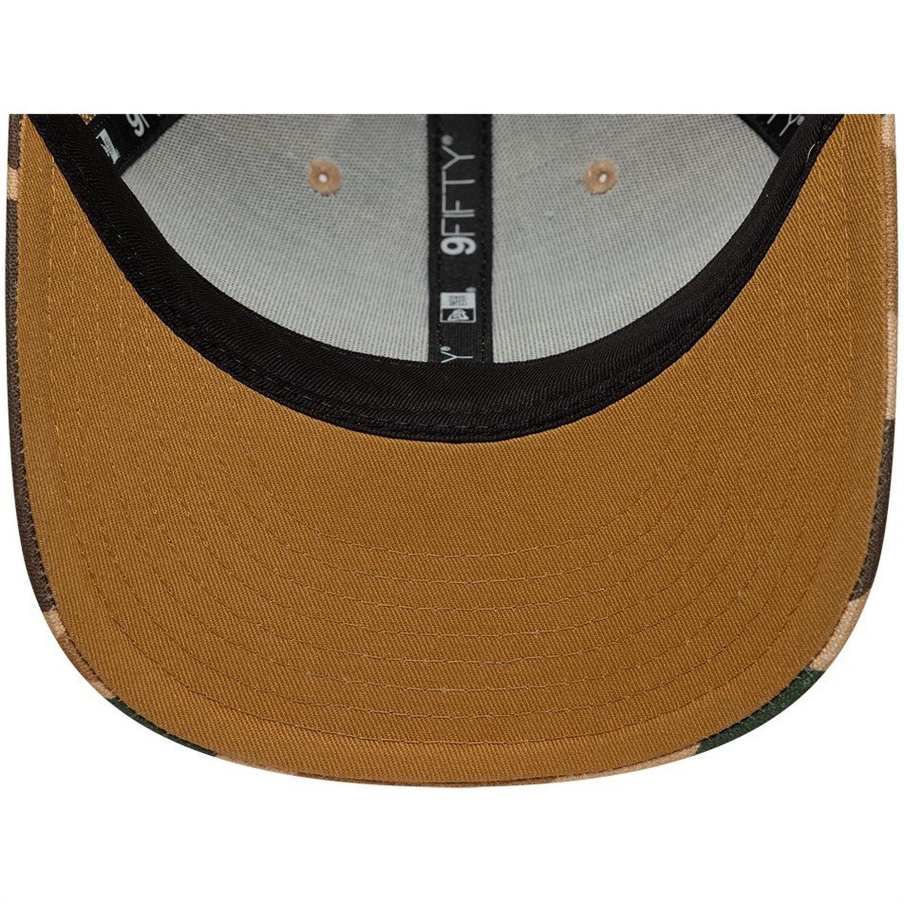 New Era Snapback Trucker Cap
