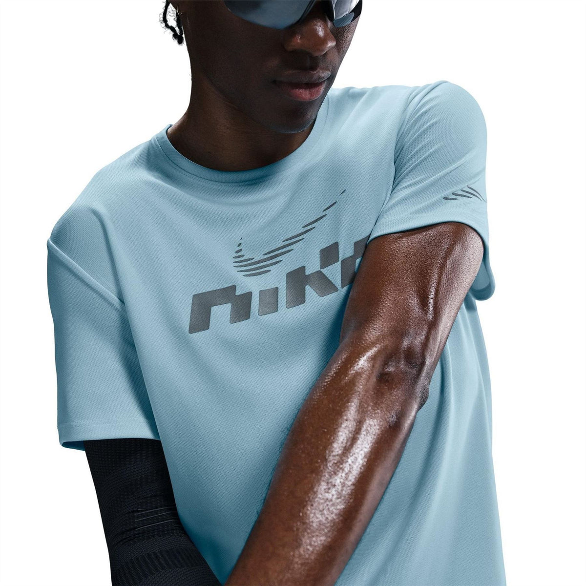 Nike Miler Flash Uv Short Sleeve Performance T-Shirt