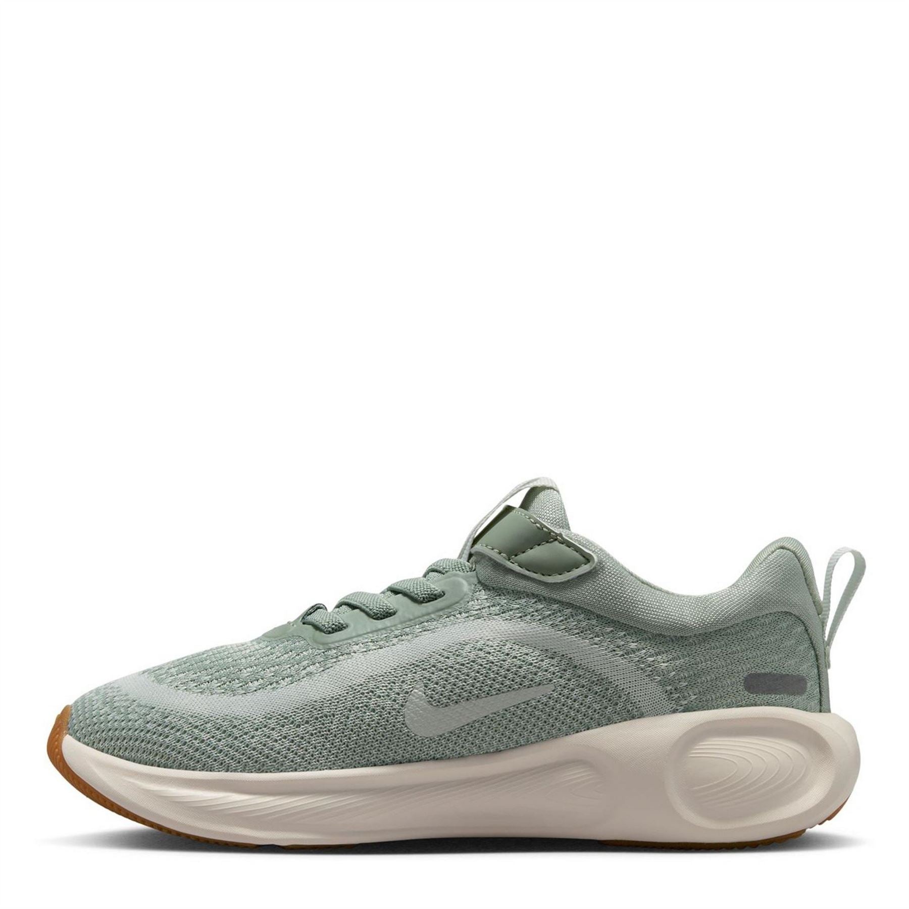Nike Stellar Ride Low Top Lace-Up Sneakers