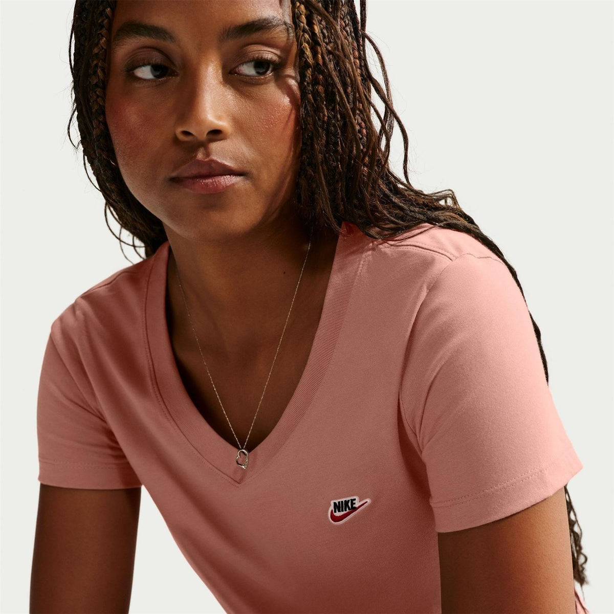 Nike Club V T-Shirt