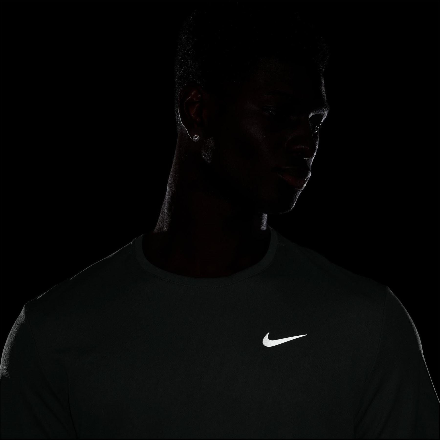 Nike Mens Drifit Miler Running Top