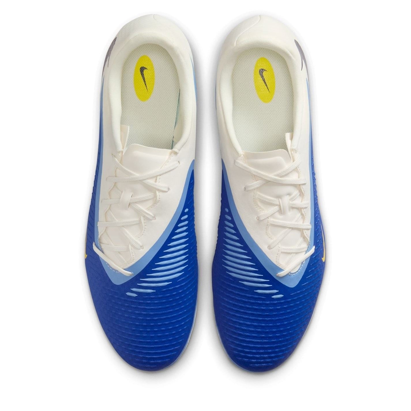 Nike Phantom 6 Low Academy Adults Firm Ground Football Boots