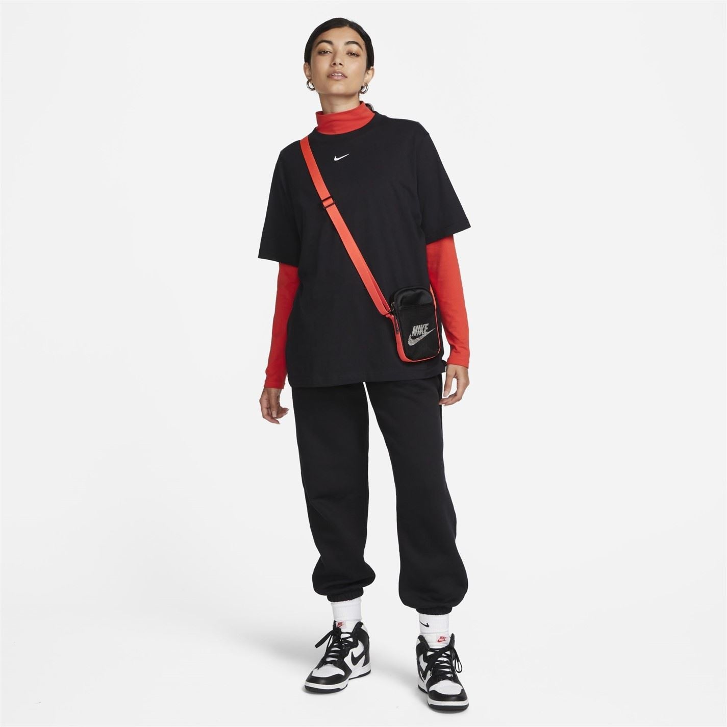 Nike Womens Oversized Logo T-Shirt