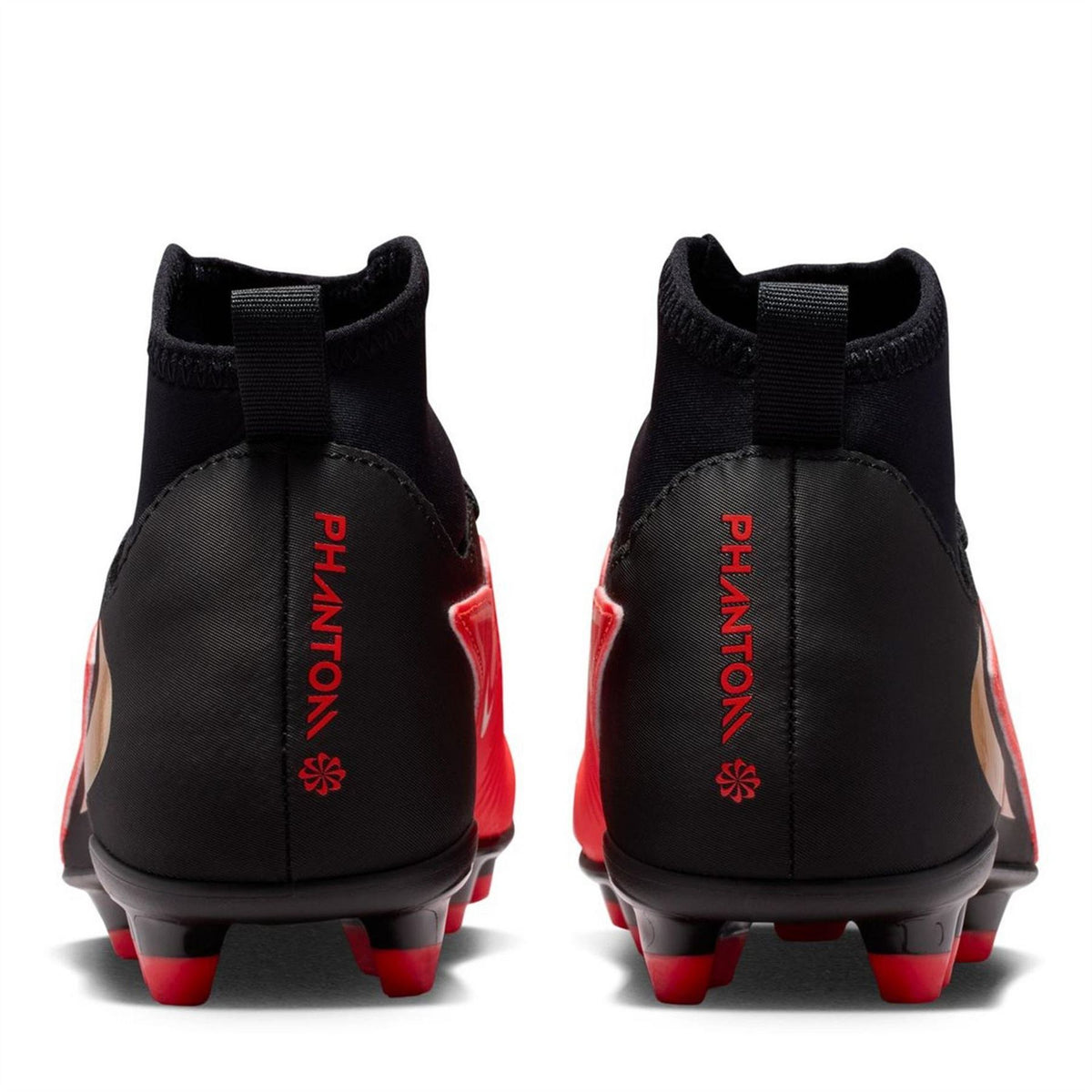 Nike Phantom 6 Club Juniors Multi Ground Football Boots