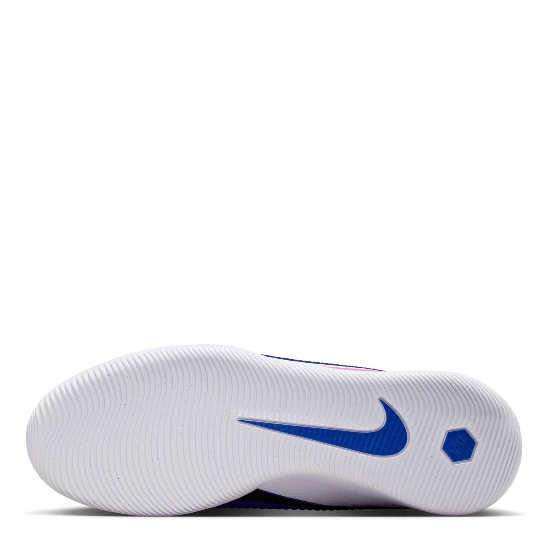 Nike Phantom 6 Low Textured Lace Up Road Shoes