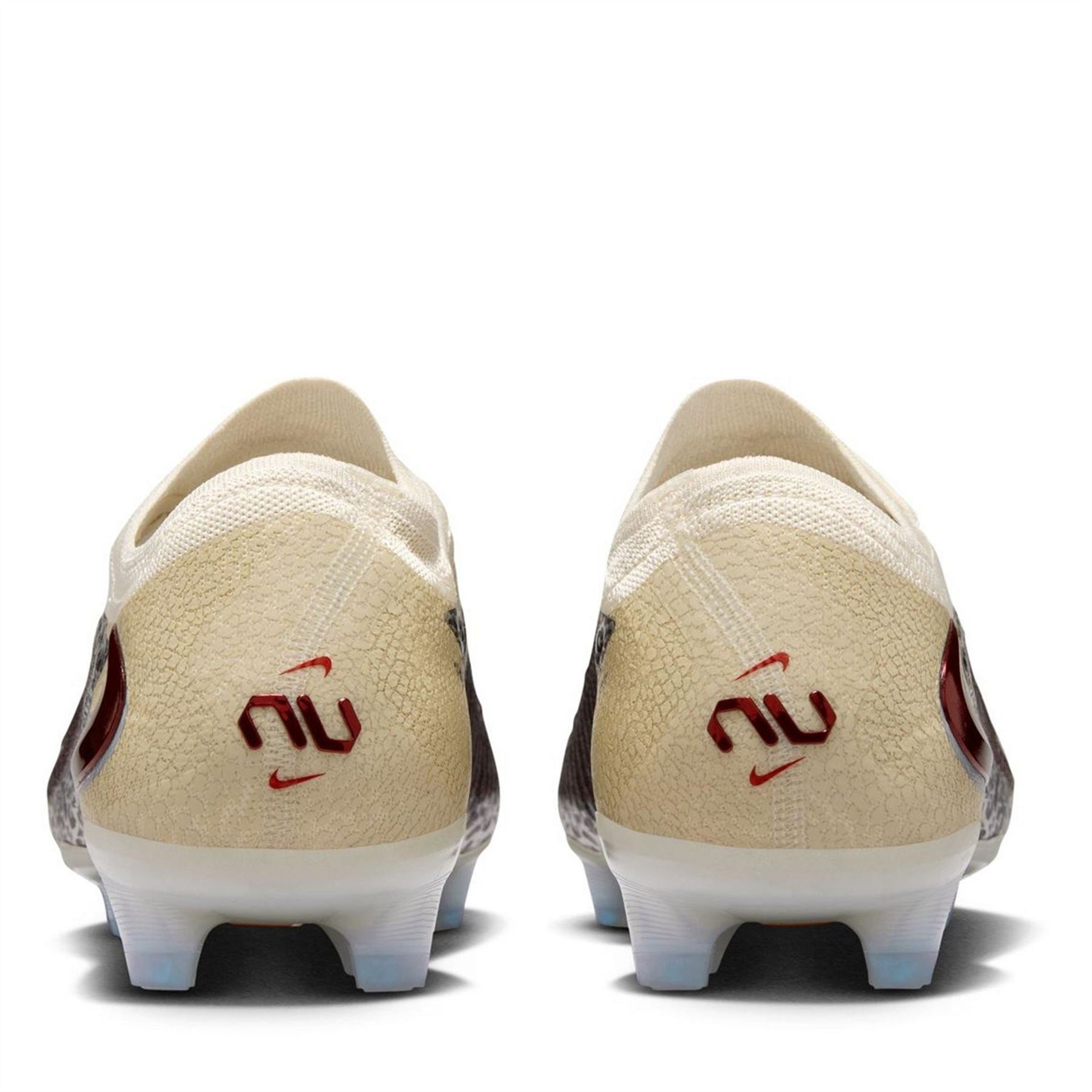 Nike Phantom 6 Low Elite Adults Firm Ground Football Boots