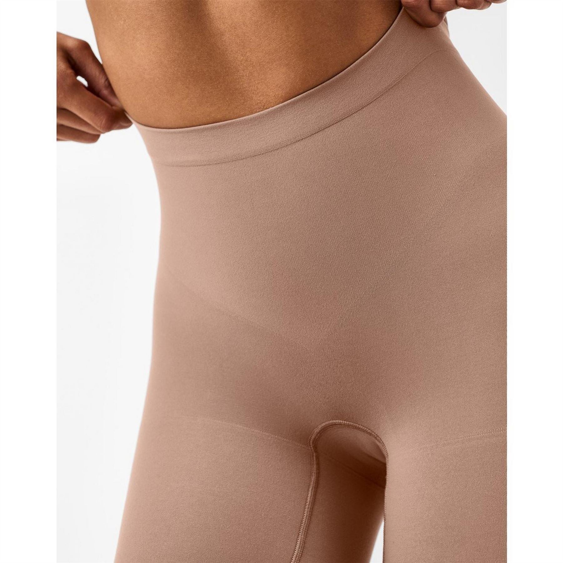 Spanx Seamless Shaping Medium Control Shorts