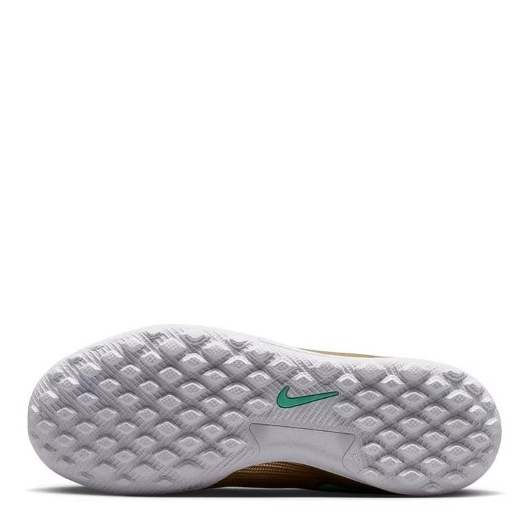 Nike Mercurial Academy Slim Fit Astro Turf Football Boot