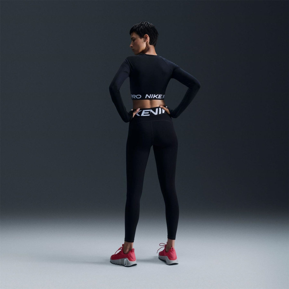 Nike Pro Cropped Long Sleeve Dri Fit Slim Fit Performance T-Shirt