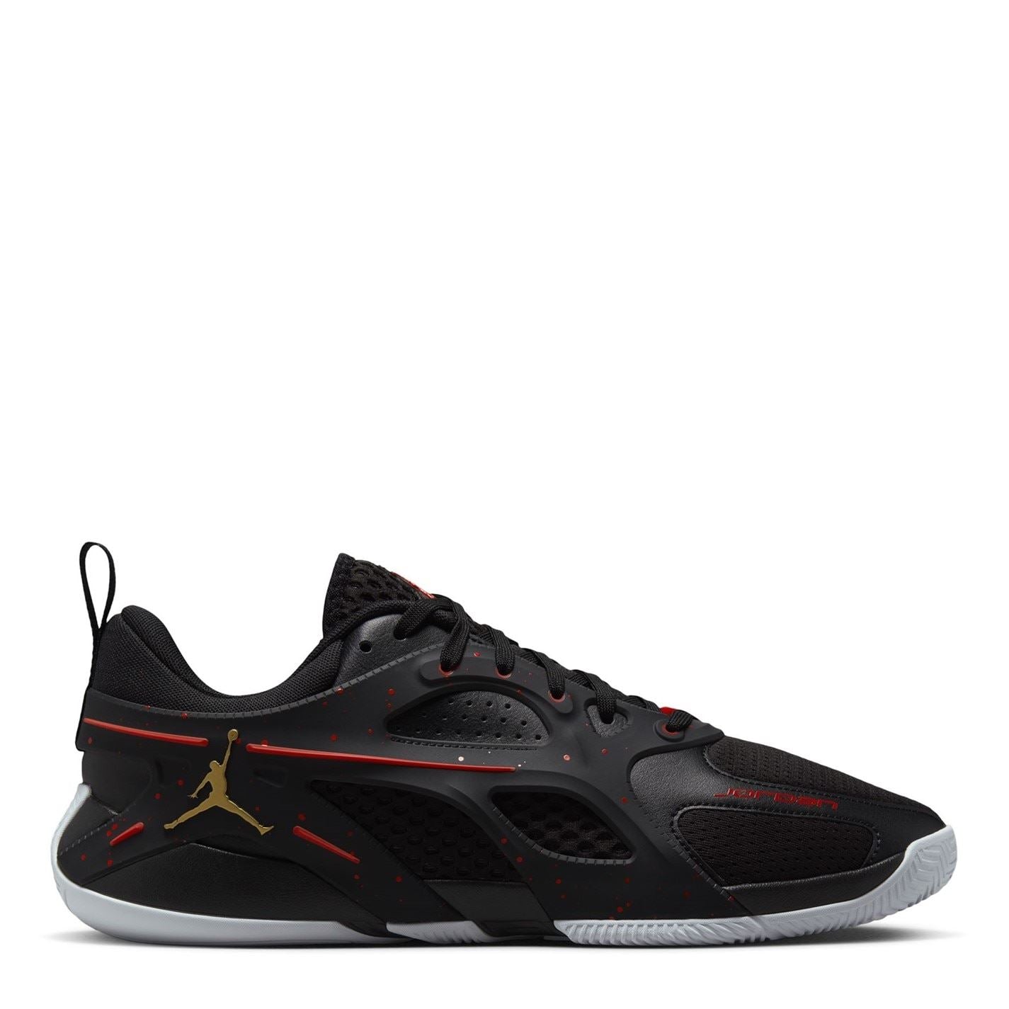 Nike Heir Basketball Low Top Lace-Up Sneakers