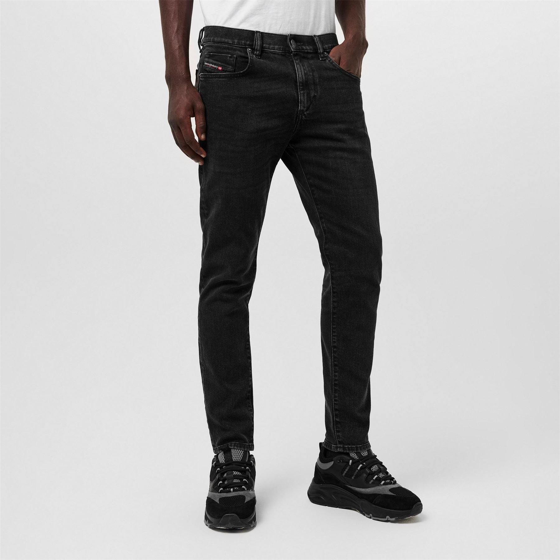 Diesel 2019 D Strukt