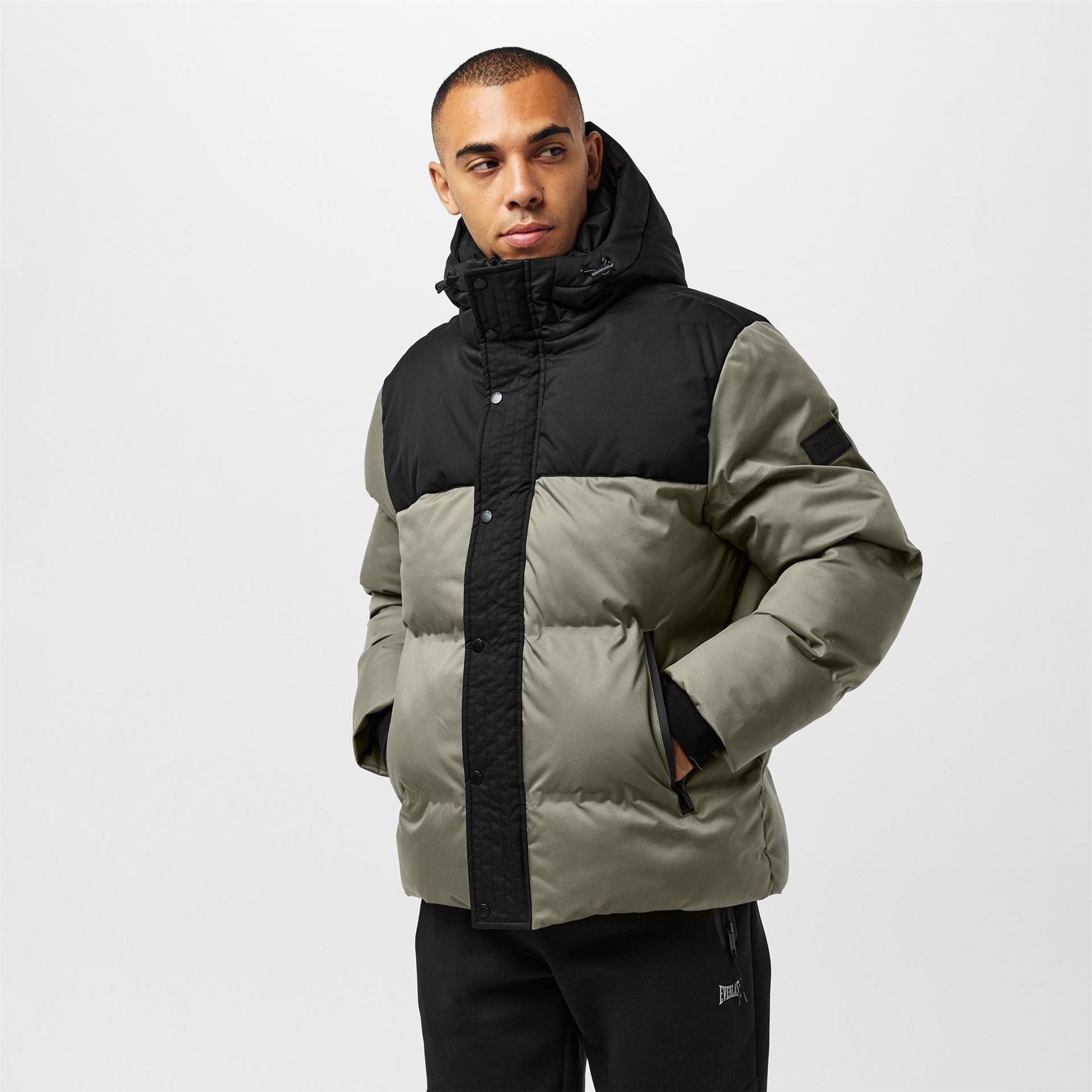 Everlast  Water Resistant Windproof Hooded Short Puffer Jacket