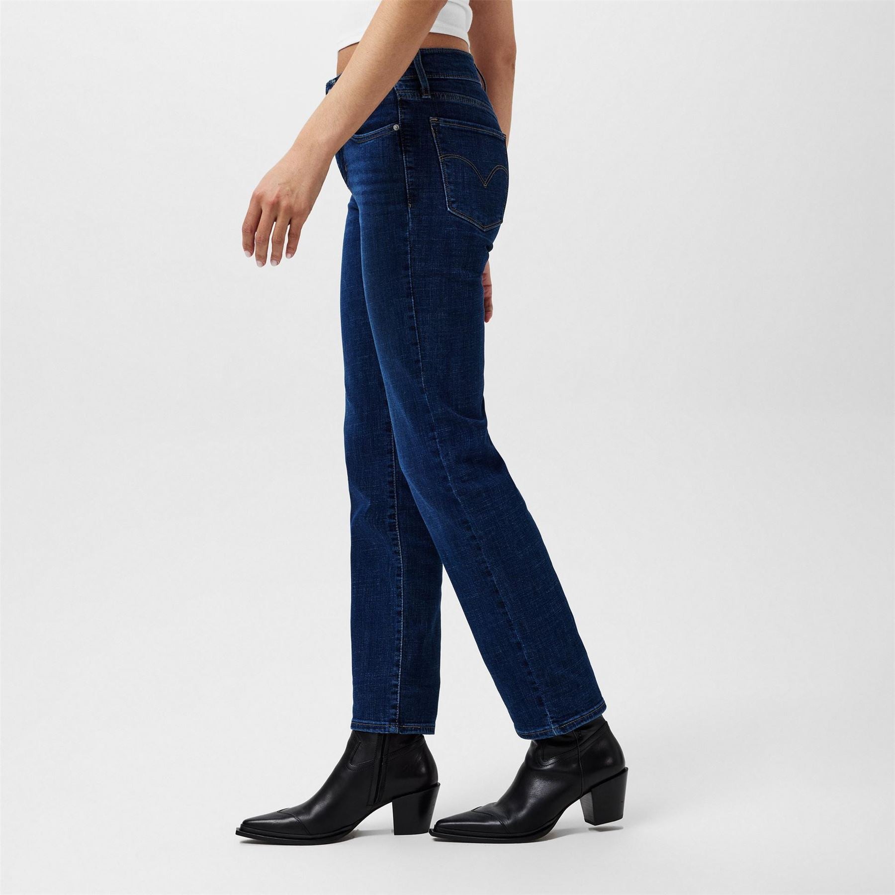 Levis 314 Shaping Straight Jeans