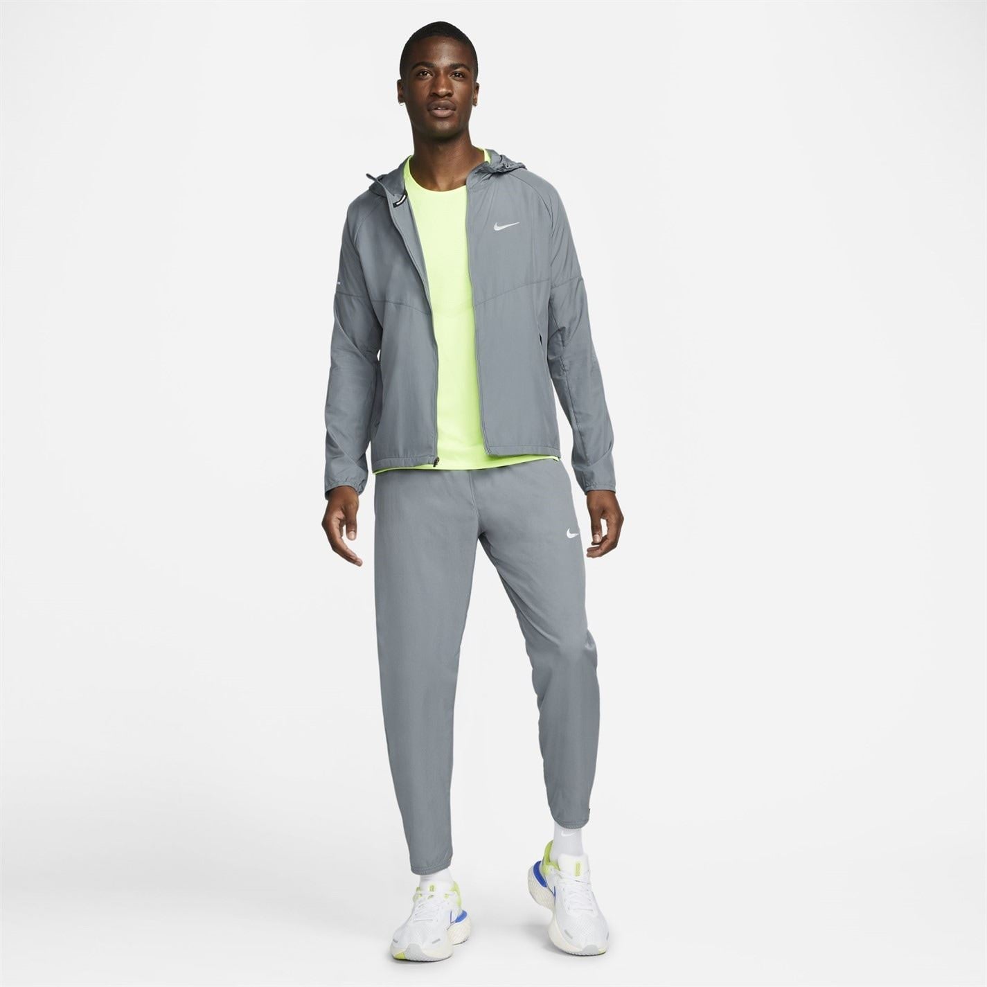 Nike Mens Miler Repel Running Jacket