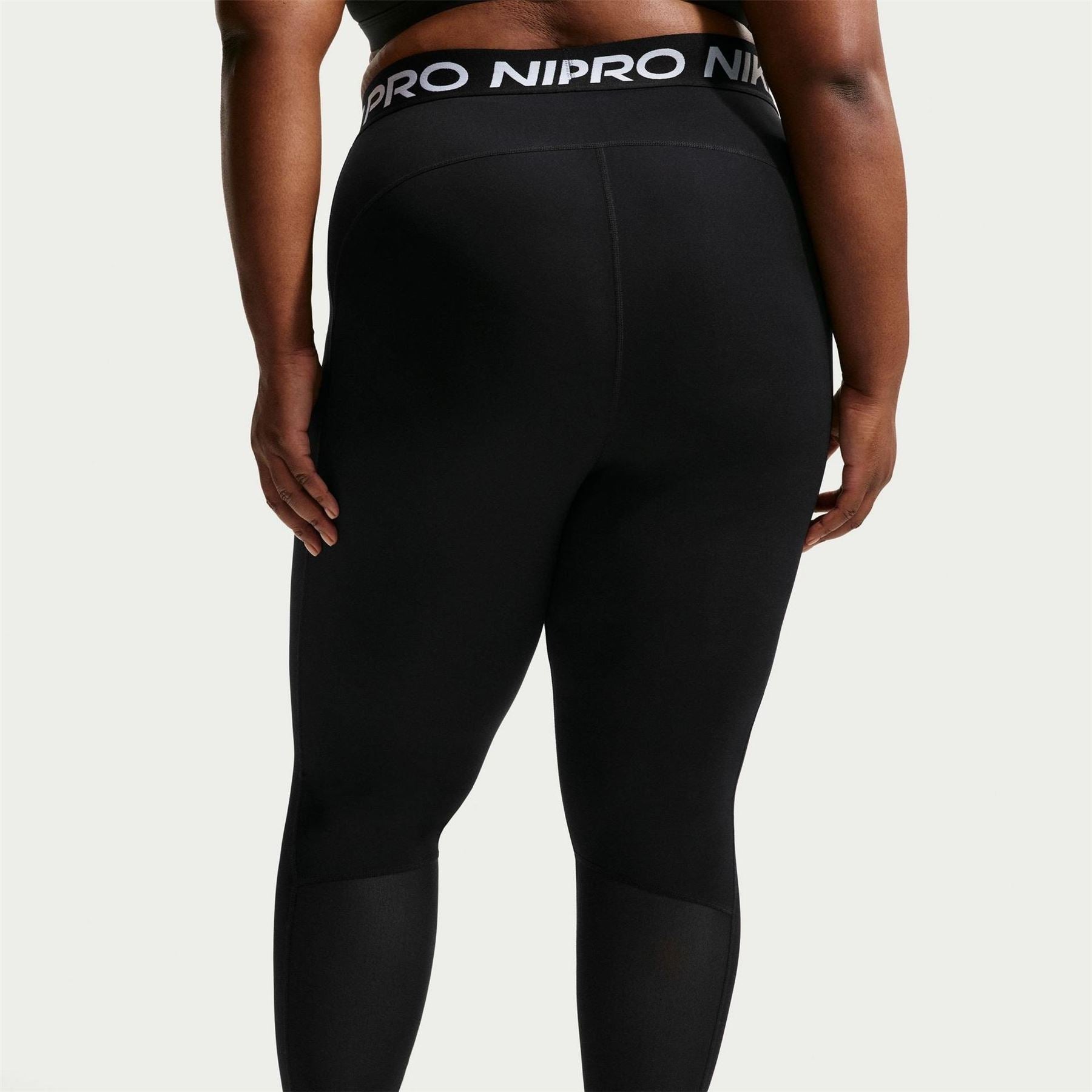 Nike Womens Pro 365