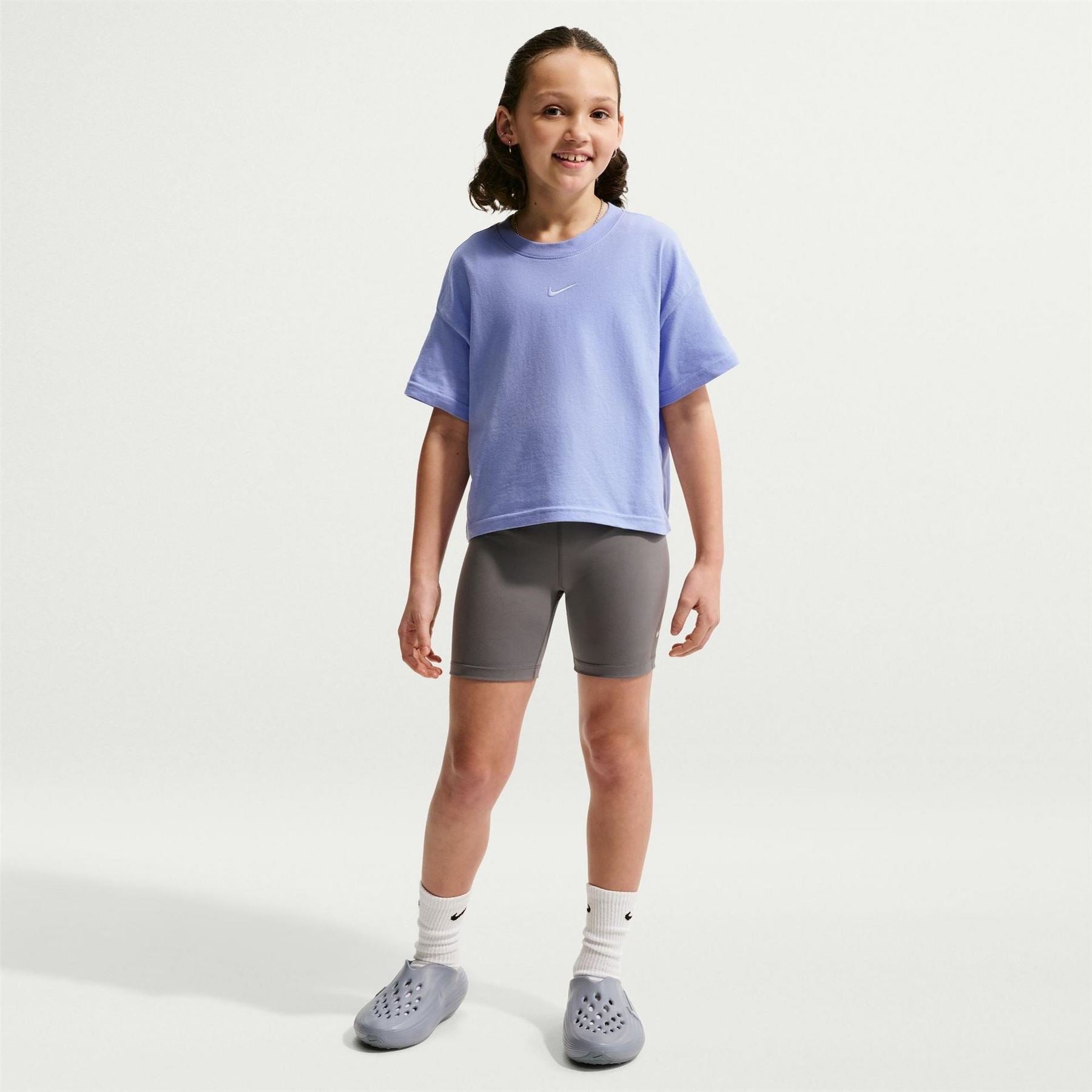 Nike Sportswear Big Kids (girls) T-Shirt