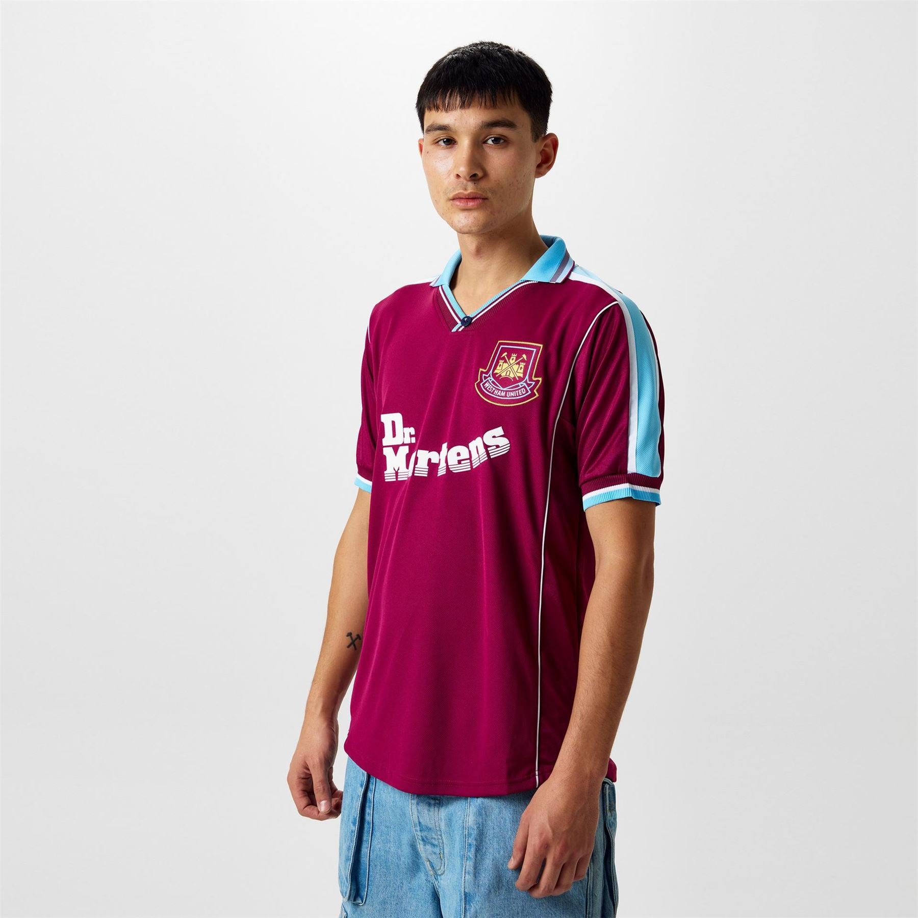 Score Draw West Ham United 2000 Home Retro Football Shirt