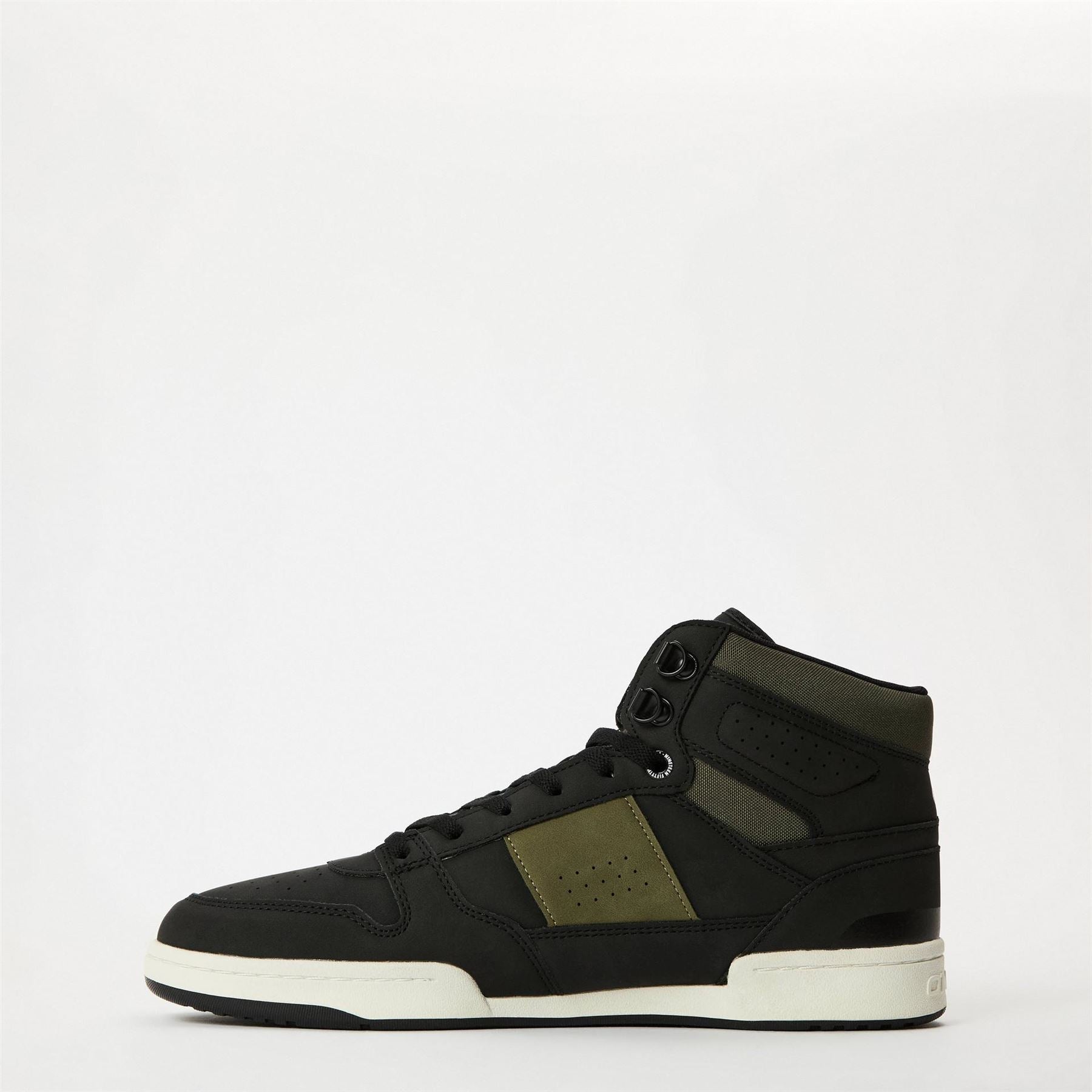ONeill Antilope Hills Mid High Top Trainers