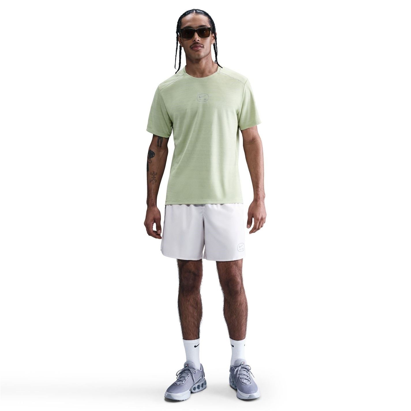 Nike Air Run Athletic Regular Fit T-Shirt
