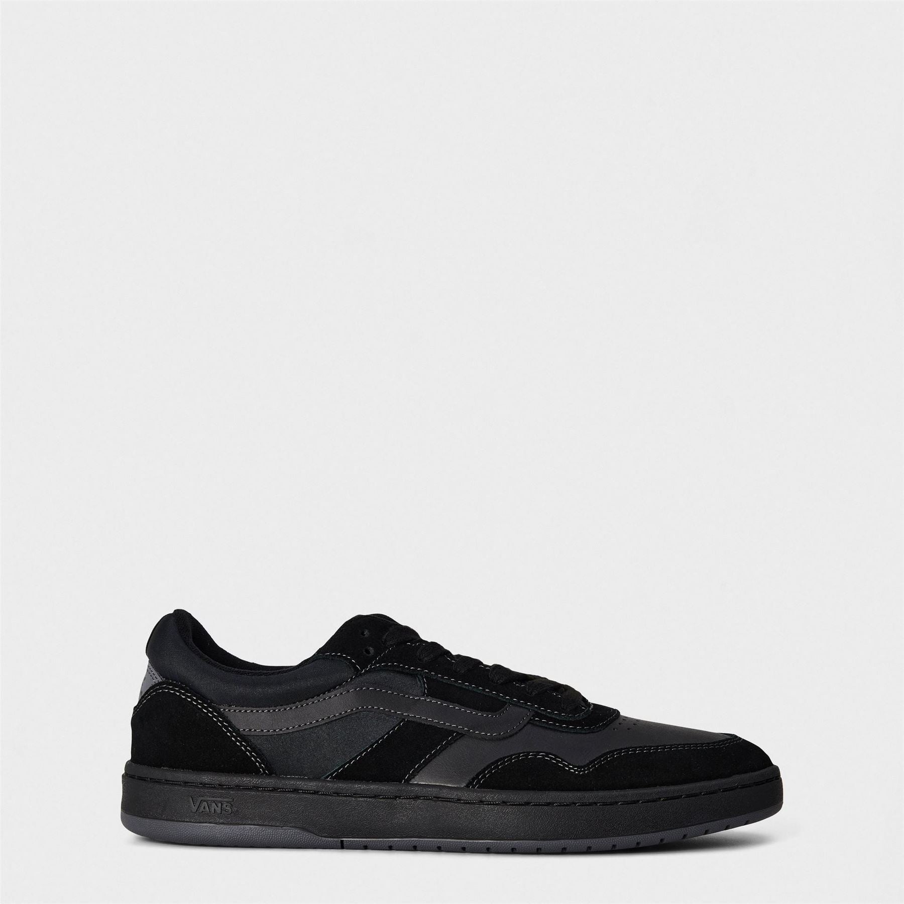 Vans Cruze 3.0 Round Toe Flat Heel Court Shoes