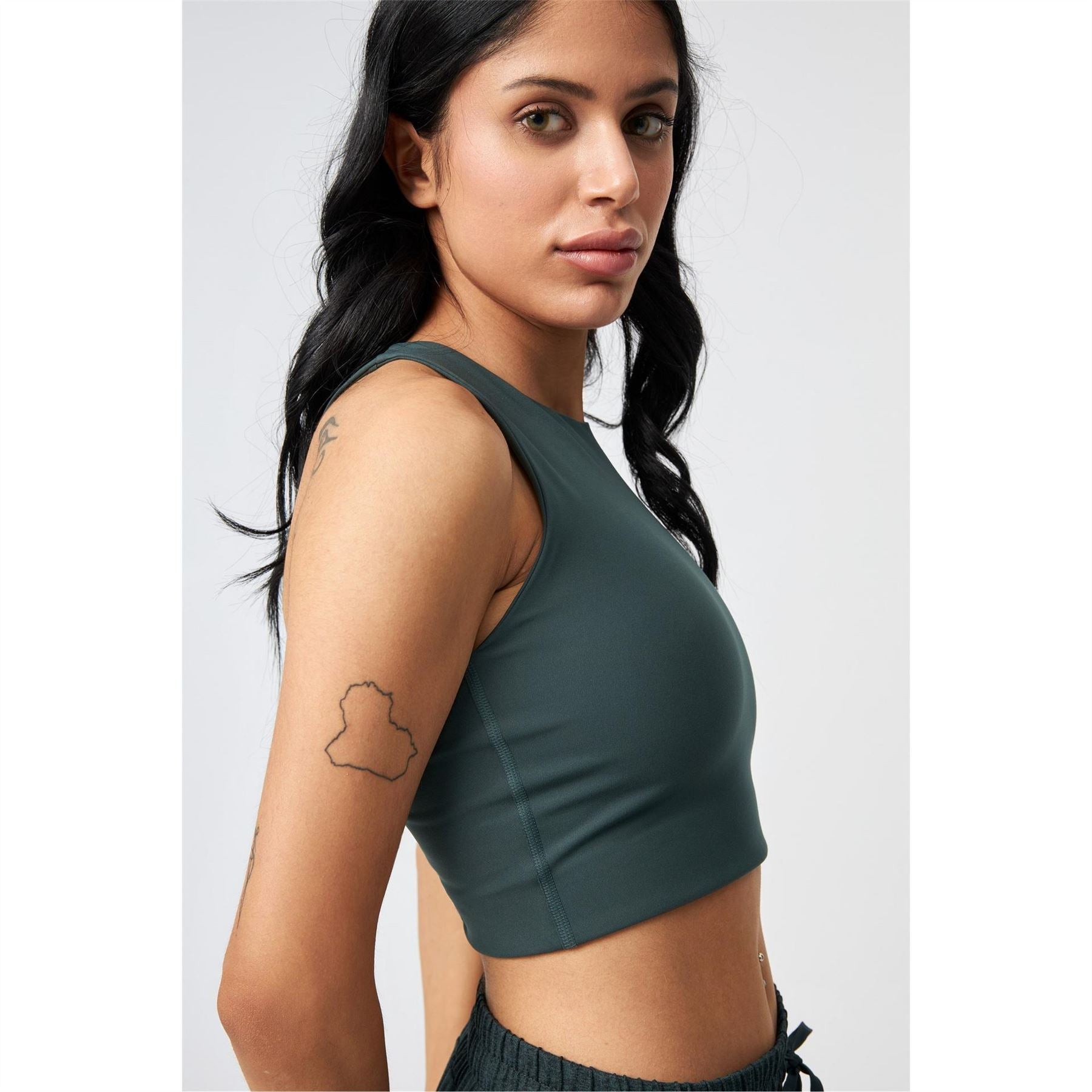 Girlfriend Collective Dylan Non Wired Medium Impact Sports Bra
