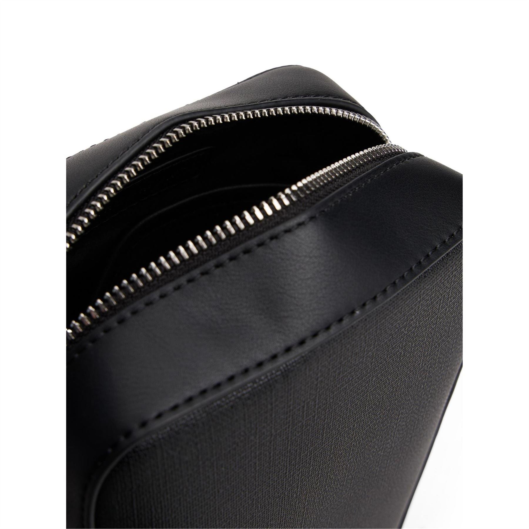 Tommy Hilfiger Modern Mini Reporter Cross Body Bag