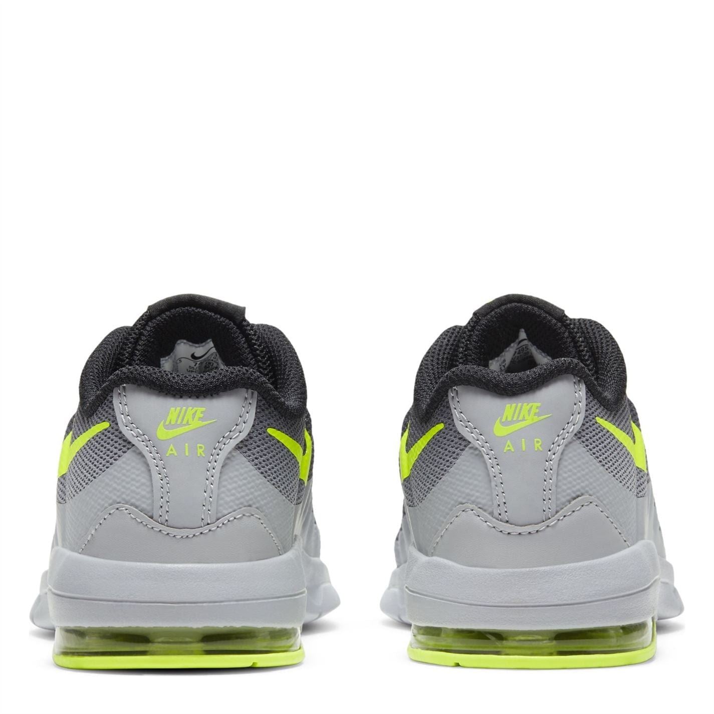 Nike Air Max Invigor Little Kids Shoe