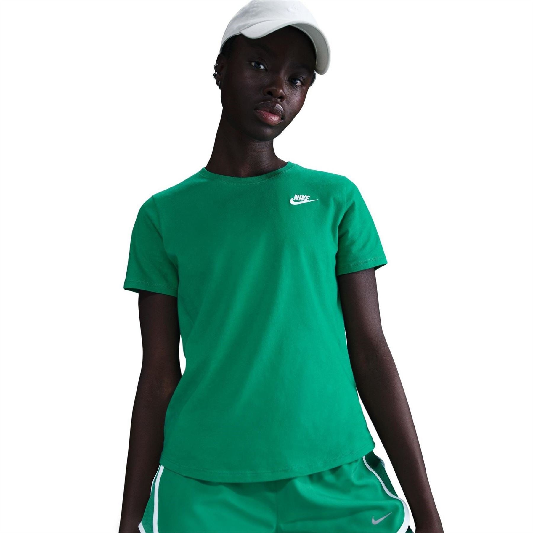 Nike Womens Sportswear Club T-Shirt