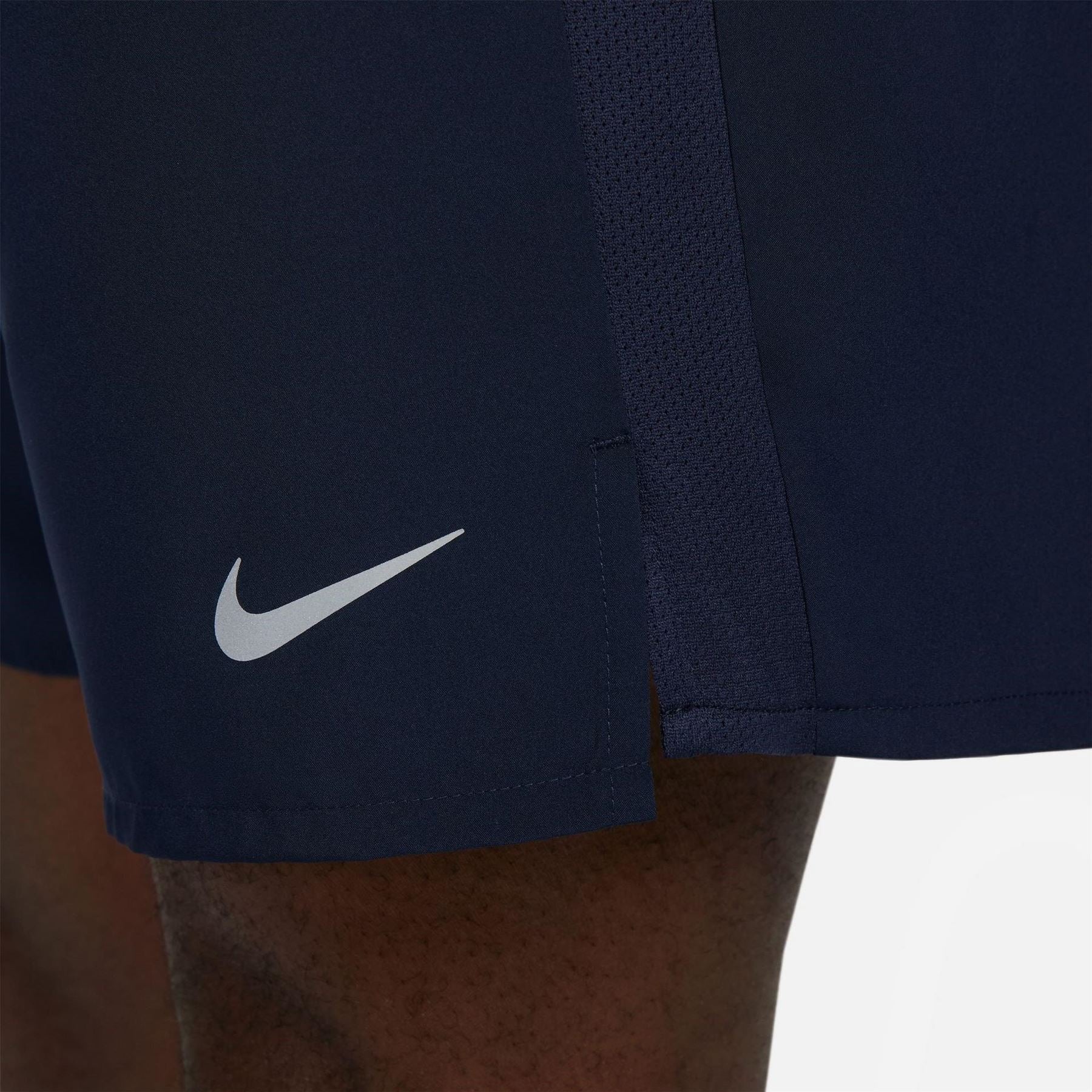 Nike Mens 7in Challenge Shorts