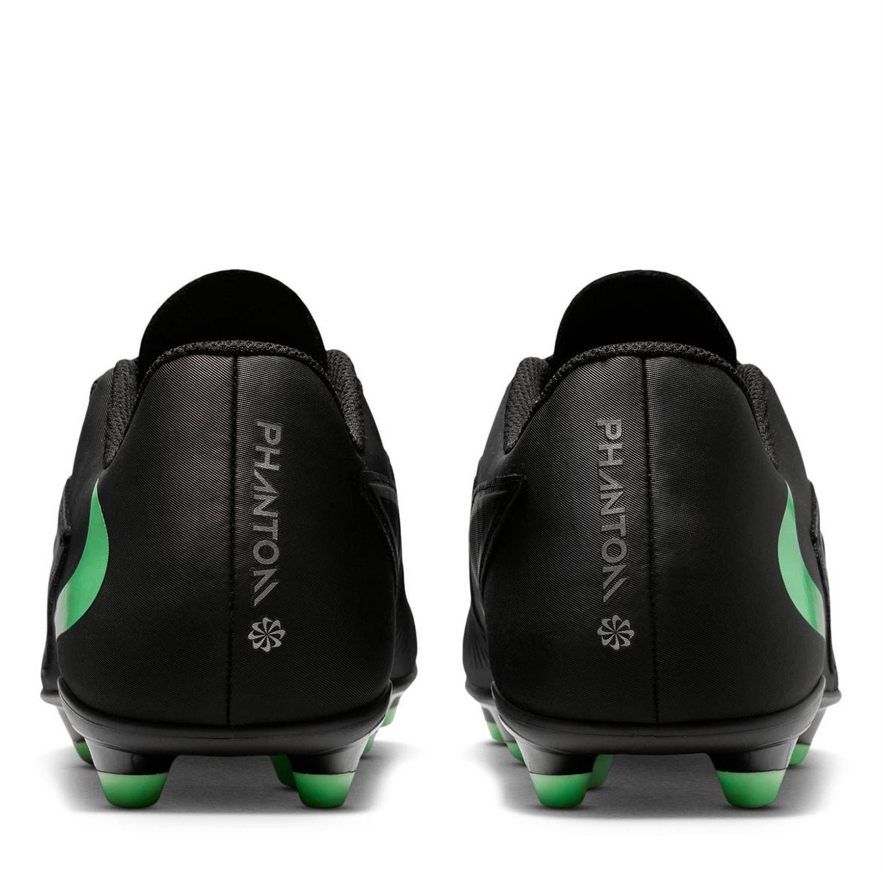 Nike Phantom 6 Low Club Adults Firm Ground Football Boots