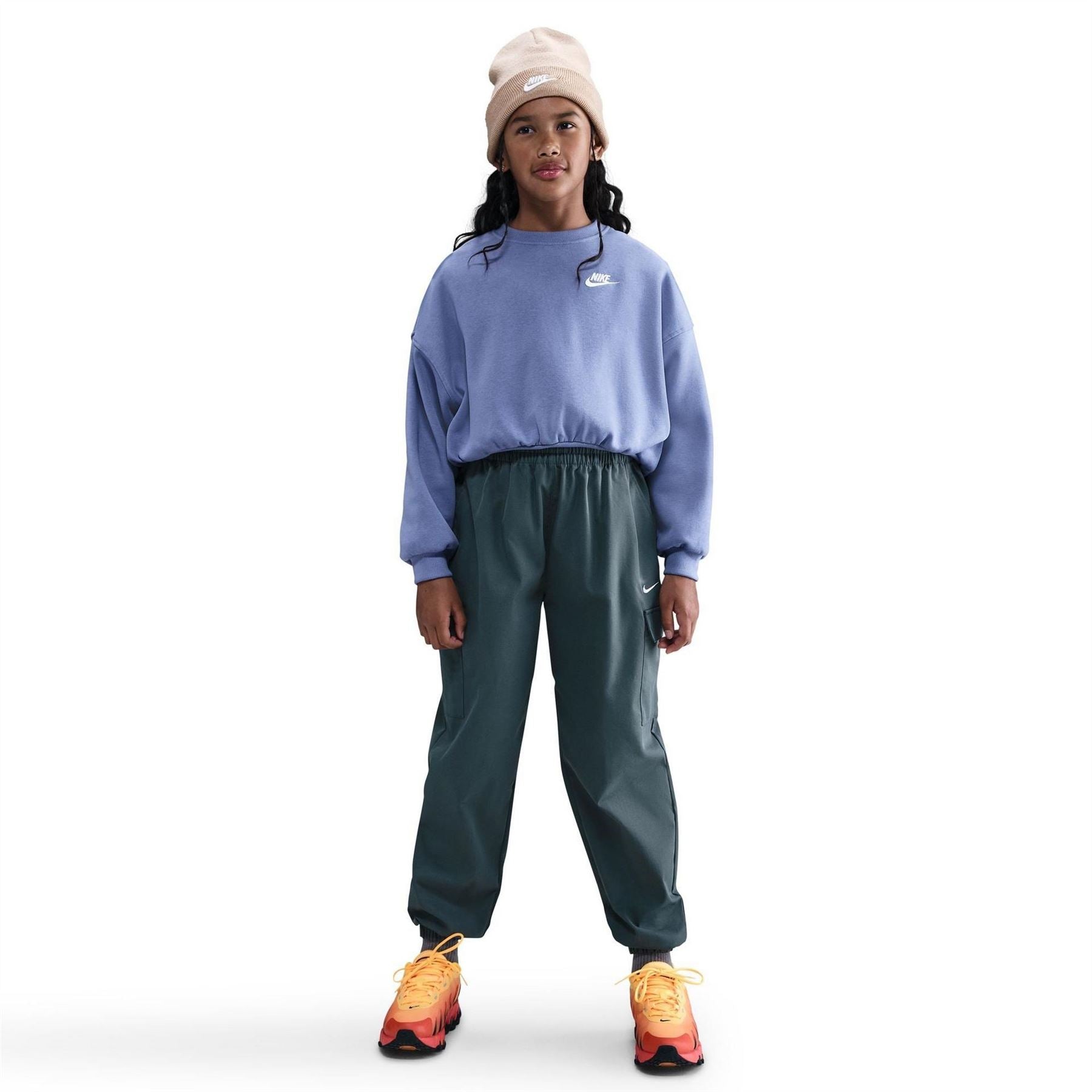 Nike Club Fleece Big Kids (girls) Boxy Crewneck Sweatshirt