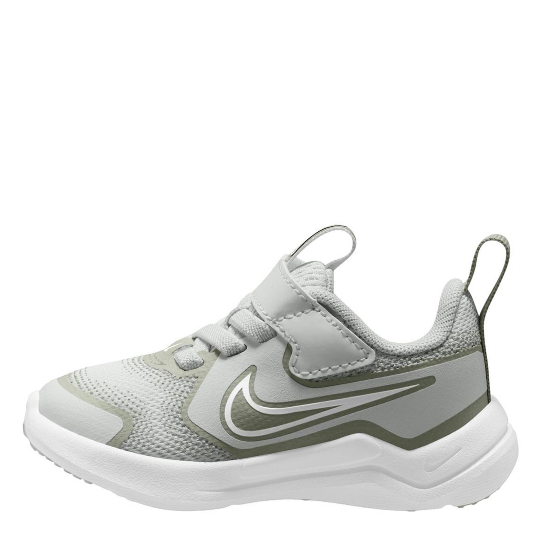 Nike Cosmic Runner Low Top Sneakers with Adjustable Drawstring