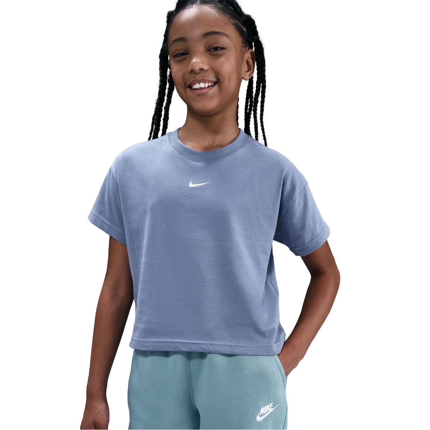 Nike Sportswear Big Kids (girls) T-Shirt
