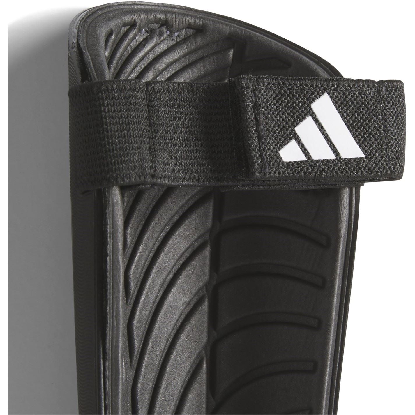 adidas Tiro Train Shin Guard