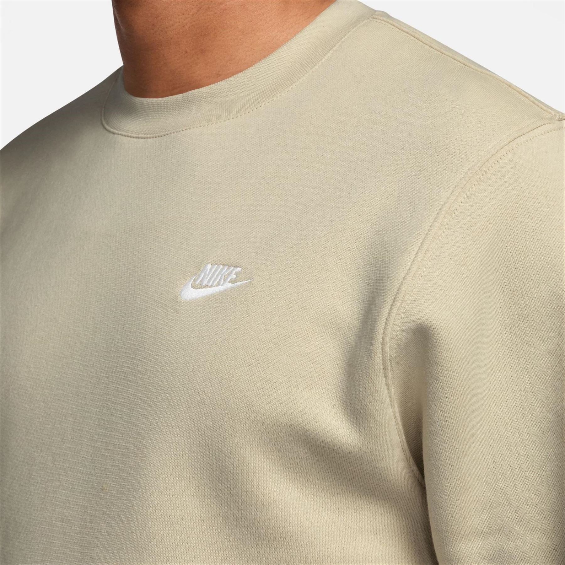 Nike Sportswear Club Crew