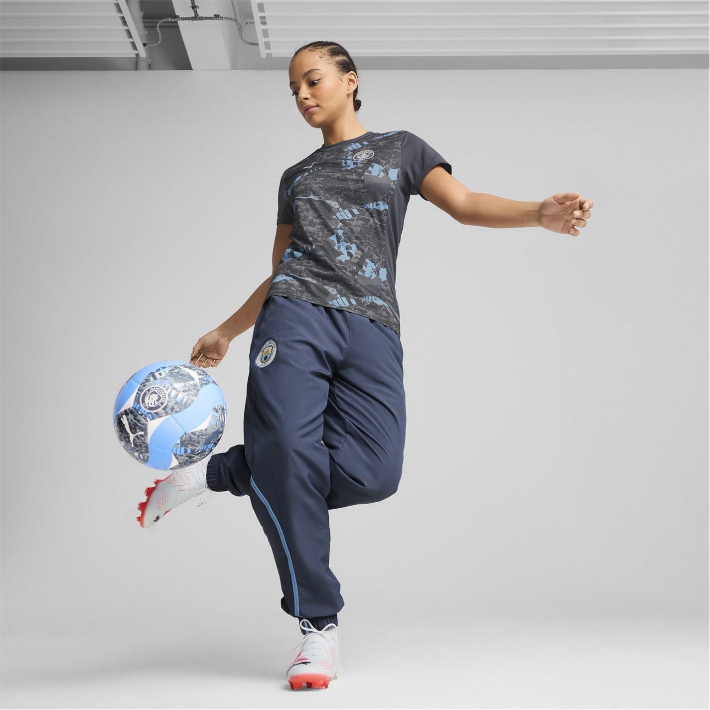 Puma Womens Manchester City Pre Match Short Sleeve Shirt 2024 2025