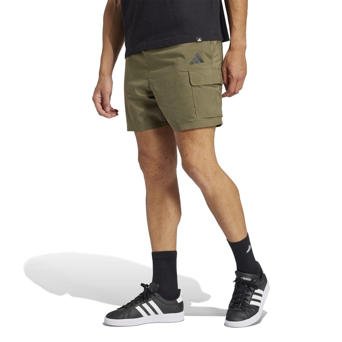 adidas Essentials Small Logo Cargo Chelsea Shorts