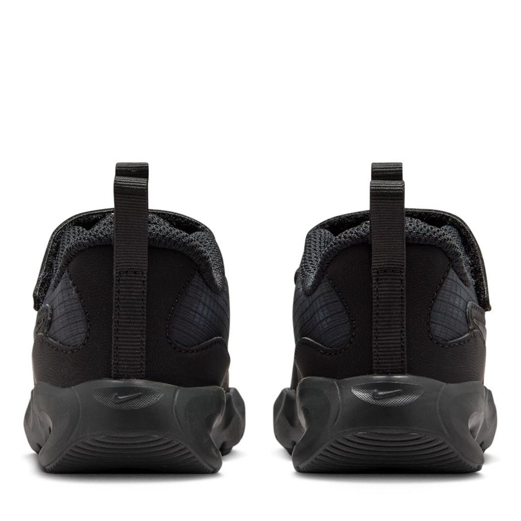 Nike Nova In10 Low Top Crib Sneakers