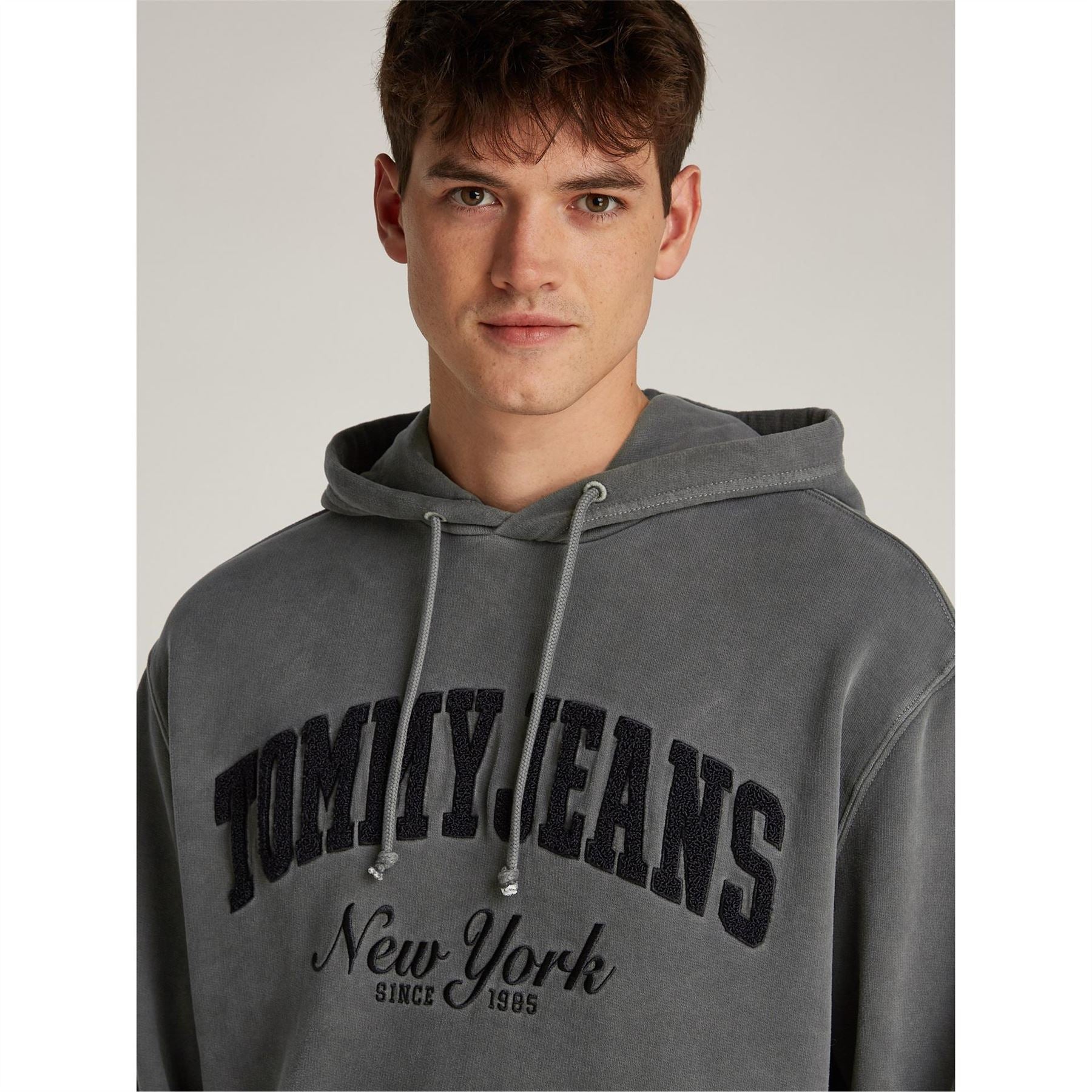 Tommy Jeans Relaxed Fit Vintage Varsity Sweatshirt